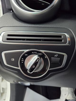 Mercedes-Benz Clase C220CDI AMG LINE COMO NUEVO