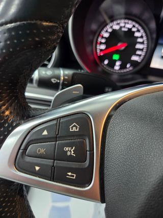 Mercedes-Benz Clase C220CDI AMG LINE COMO NUEVO