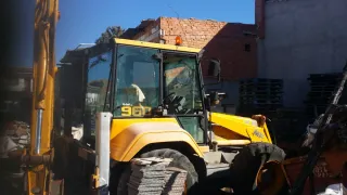 Retroexcavadora MF 960