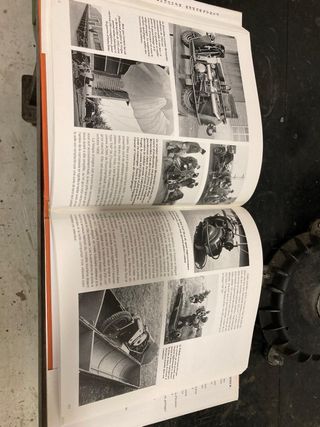 Libro 100 Scooters du Monde.