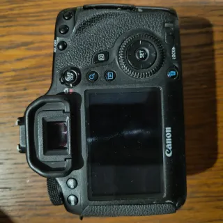 Canon 6D solo cuerpo