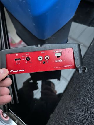 Subwoofer MTX Audio más etapa sony 500w