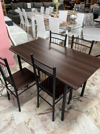 Mesa de comedor y sillas madera/metal