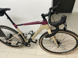 Bicicleta Gravel Cannondale Topstone Carbon Apex 1