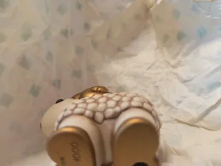 Statuina Montone Thun