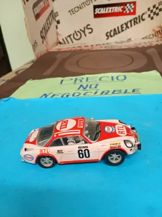 Scalextric Renault Alpine A110 con Luces