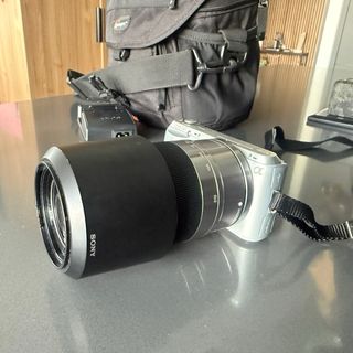 Cámara Sony 16.2 MP + Accesorios