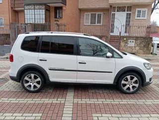 Volkswagen Touran 2013