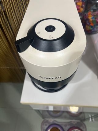 Cafetera Nespresso virtuo