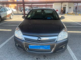 Opel Astra 2010