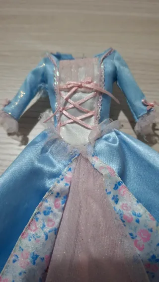 Abito Erika Principessa e Povera e ken il principe