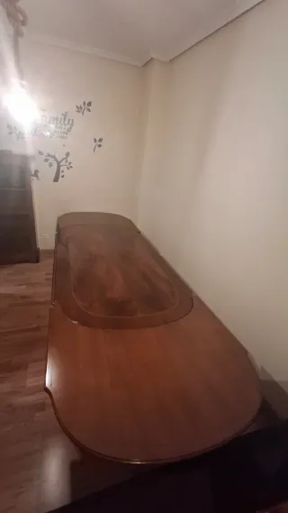 Mesa de comedor nogal vintage