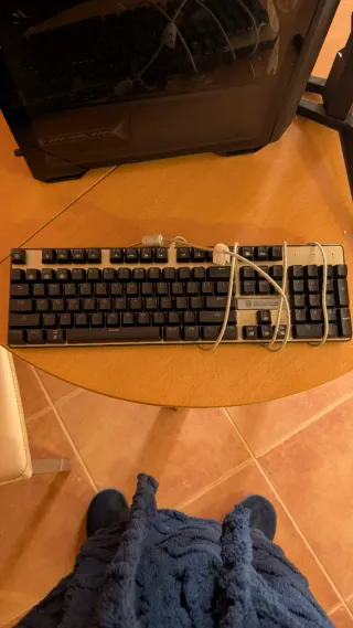 Pack Pc Gaming + Monitor Full HD 144 Hz + Ratón