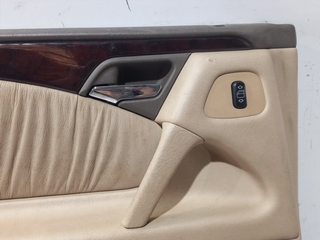 GUARNECIDO PUERTA TRASERA IZQUIERDA MERCEDES-BENZ