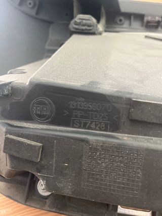 Guantera Citroen Jumper Kombi 2.0 Blue-HDI