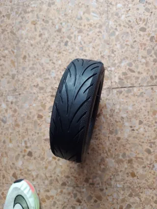 Neumático patinete 10/2.50 con gel antipinchazos