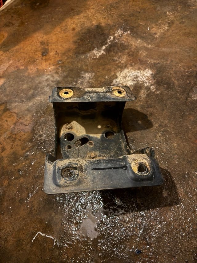 Soporte Rueda Repuesto Patrol GR Y60