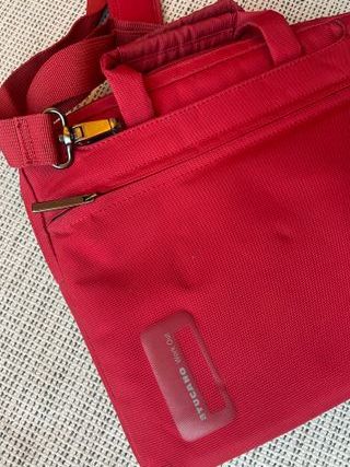 Funda Tucano WorkOut Netbook Roja