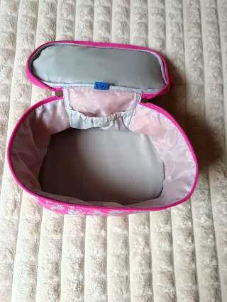 Neceser rosa con estampado floral plateado