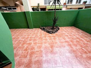 Casa adosada en alquiler en Zona Ausias March en Alboraya