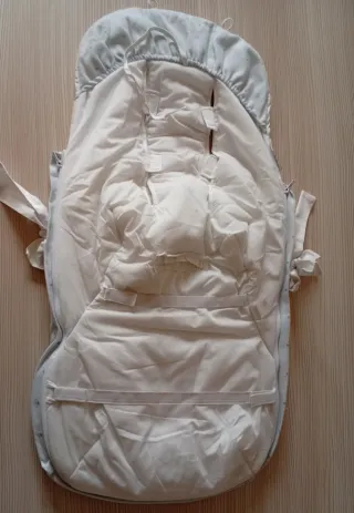 SACO DE INVIERNO UNIVERSAL CON BOLSO A JUEGO