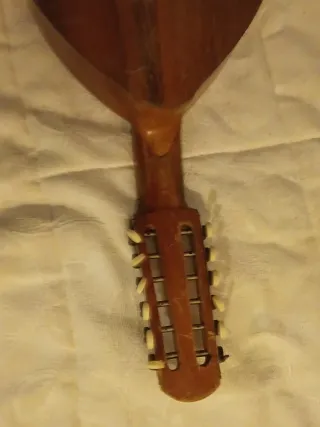 Bandurria Antigua Roca para Restaurar