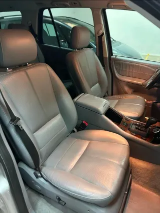 Mercedes-Benz Clase M 2004