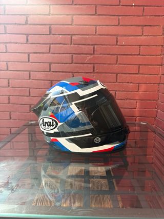 Casco Arai Quantic