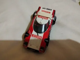 Coche Slot Scalextric Lancia Pirelli