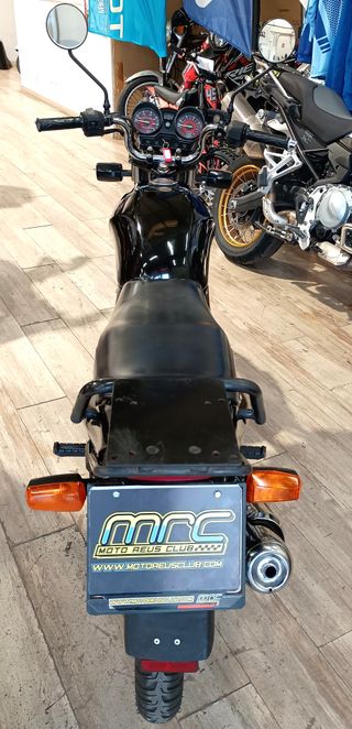 Yamaha YBR 125 Naked Negra