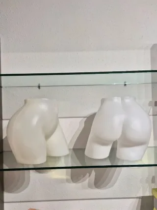 EXPOSITORES ROPA INTERIOR