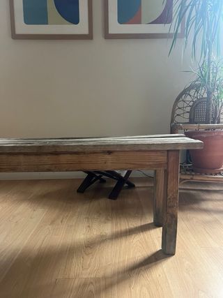 Banco de madera rústico