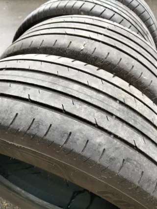 Neumáticos 205/60 R16 92V