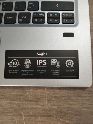 Portatile Acer Swift 1 SF113-31-C3P4 - 13,3" FHD, 4GB, 128GB