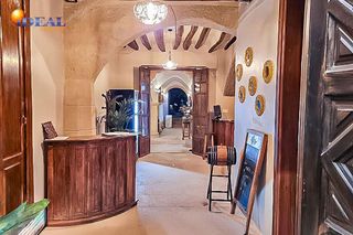 Hotel en venta en Alcalá la Real