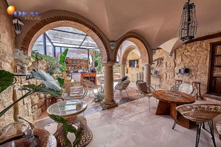 Hotel en venta en Alcalá la Real