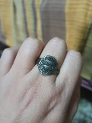 Anillo moneda fenicia con peces