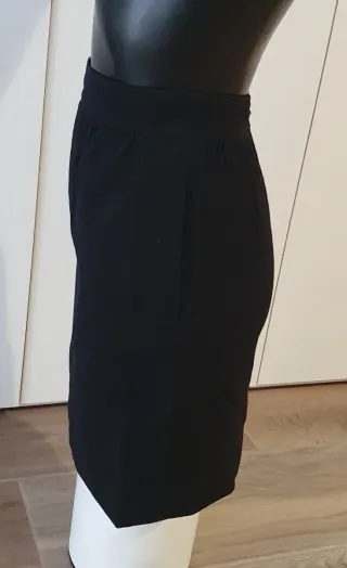 Gonna Ungaro Parallele nera