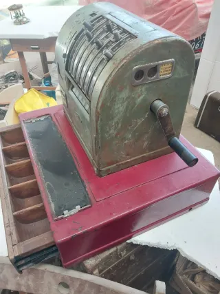 Cassa Registratrice Antica RIV