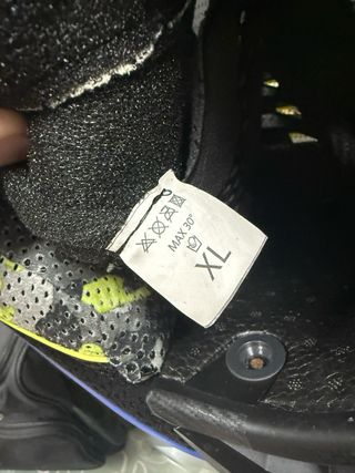 Casco Airoh Aviator 3 Edicion Tony Cairoli.