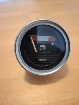 Voltímetro Jaeger 52mm Renault 8