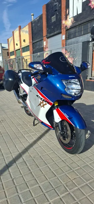 Honda CBR 1100 XX - Acepto cambio