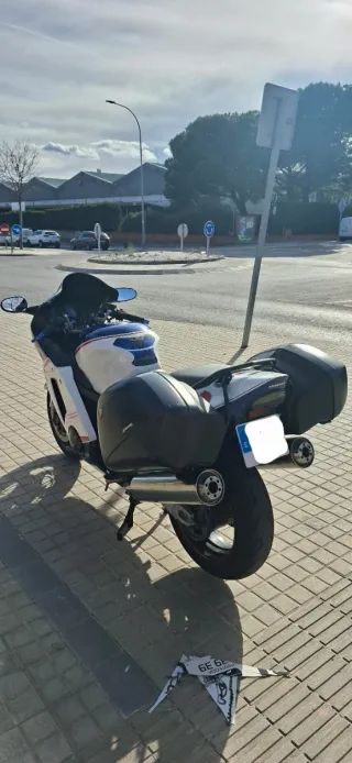 Honda CBR 1100 XX - Acepto cambio