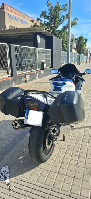 Honda CBR 1100 XX - Acepto cambio
