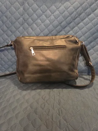 Bolso bandolera con 2 compartimentos