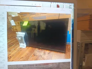 TV LG 32 32LH500D senza piedini