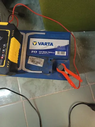 Batería Varta 80Ah - Buen Estado