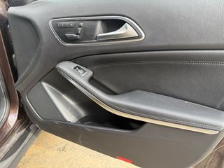 Mercedes-Benz GLA 2014