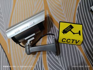 Telecamera Finta Videosorveglianza con LED