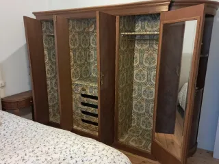 Armario de madera maciza 2,30x1,84x60